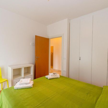 Torbole Relax, Pool & Balcony Apartment - Happy Rentals Torbole Sul Garda Ngoại thất bức ảnh